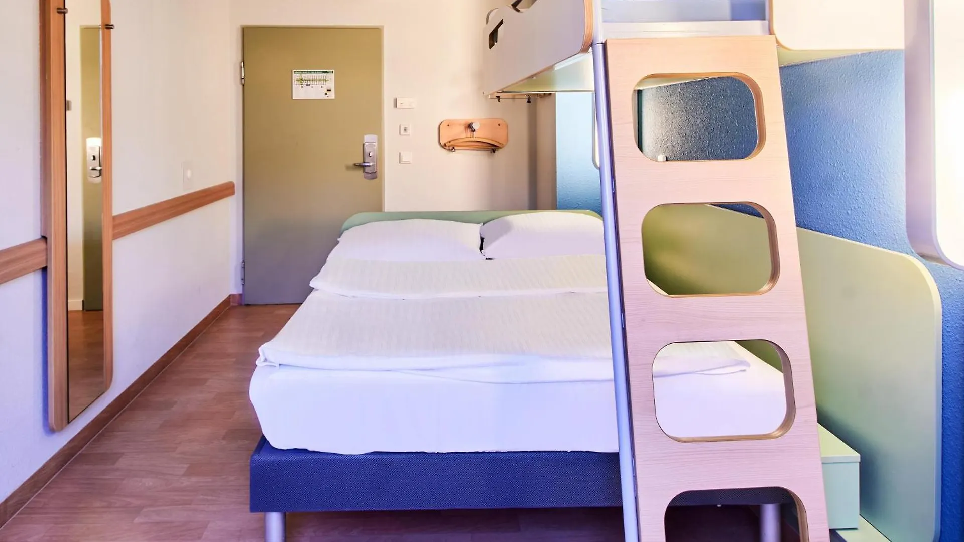 B&B Hotel Wuerzburg-Ost 2*, Würzburg Németország